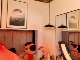 alaia-cute webcam model