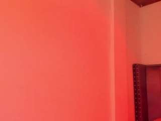 alaia-cute Live Webcam on CamSoda