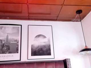 alaia-cute's CamSoda show and profile