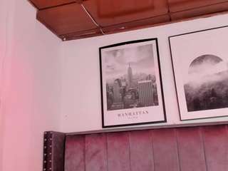 alaia-cute Live Webcam on CamSoda