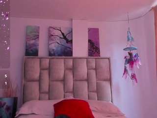 brianaguzman Live Webcam on CamSoda