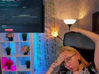 frizensurreals — camsoda
