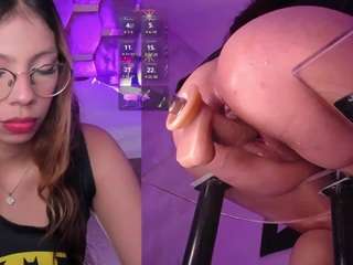 Este modelo está en vivo ahora. lunaaridi
