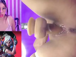 Luna's Live Sex Cam Show