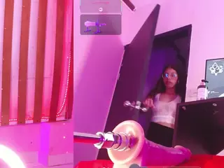 Luna's Live Sex Cam Show