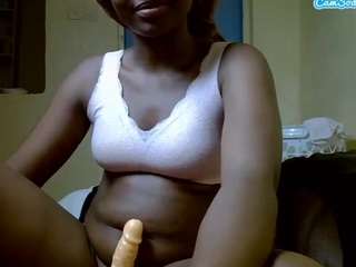 prettyleyla live cam preview