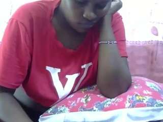africanpretty Live Webcam on CamSoda