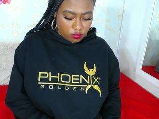 mara-thompsonn Live Webcam on CamSoda