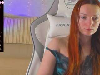 flamygold's CamSoda show and profile