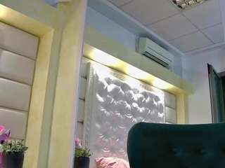 kinkyjennifer1313 from camsoda