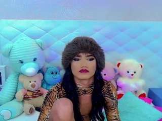 alanna-dollsx Live Webcam on CamSoda