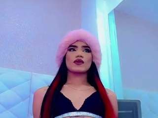 alanna-dollsx Live Webcam on CamSoda