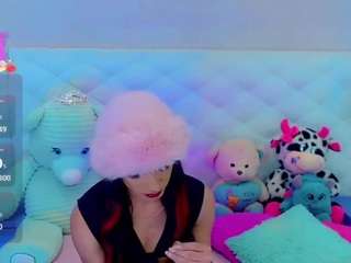 alanna-dollsx Live Webcam on CamSoda