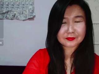 betlu's CamSoda show and profile