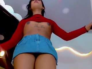 carolinna-doll