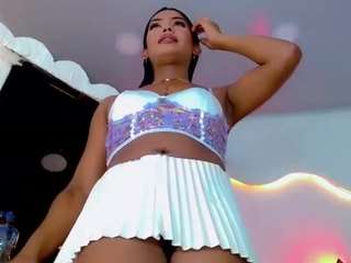carolinna-doll