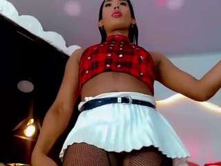carolinna-doll live webcam show