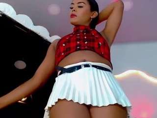 carolinna-doll live webcam show