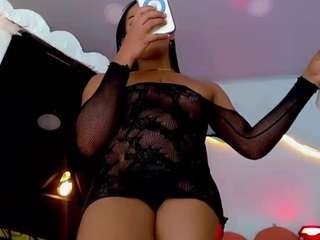 carolinna-doll live webcam show
