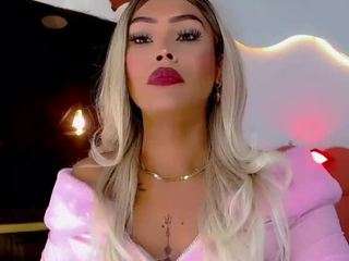 carolinna-doll