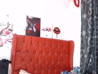  daniela-hot-ts chat room