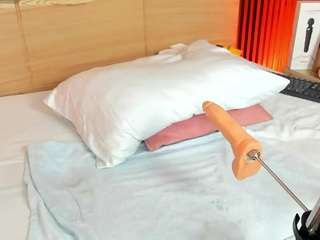 iris-violeta Live Webcam on CamSoda