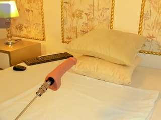 iris-violeta Live Webcam on CamSoda