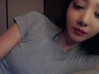 lunytang Live Webcam on CamSoda