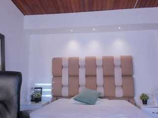 lyssa-muller webcam