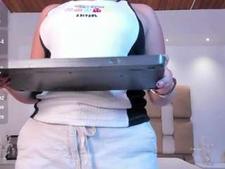 lyssa-muller webcam model