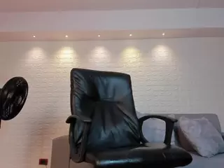 Lyssa-Muller's Live Sex Cam Show