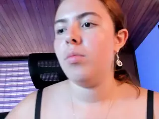 Lyssa-Muller's Live Sex Cam Show