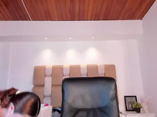 Lyssa-Muller's Live Sex Cam Show
