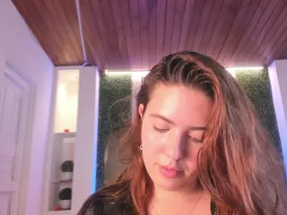 Lyssa-Muller's Live Sex Cam Show