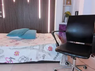 Lyssa-Muller's Live Sex Cam Show