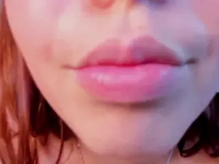 Lyssa-Muller's Live Sex Cam Show