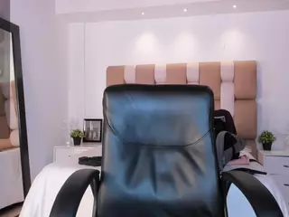 Lyssa-Muller's Live Sex Cam Show