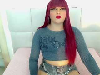 natashaislerr