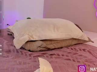 nathalyn-b webcam model