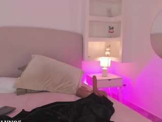 nathalyn-b webcam model