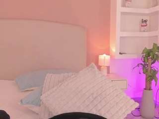 nathalyn-b live cam preview