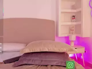 nathalyn-b's Live Sex Cam Show