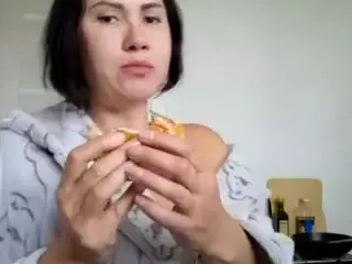 ROXOLANAASEXY's Live Sex Cam Show