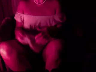 ROXOLANAASEXY's Live Sex Cam Show