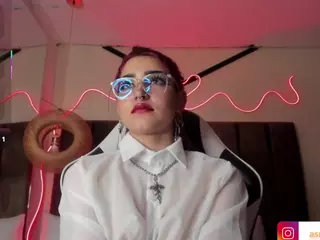 valentina-asmodea's Live Sex Cam Show