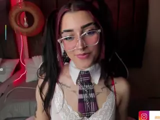 valentina-asmodea's Live Sex Cam Show