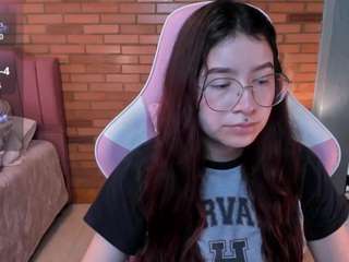 Ця модель зараз онлайн. amyjonnes