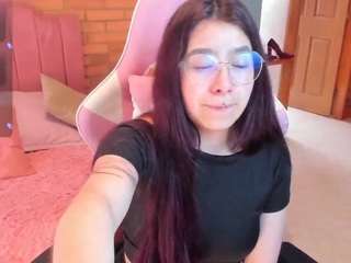 amyjonnes live webcam show