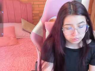 amyjonnes live webcam show