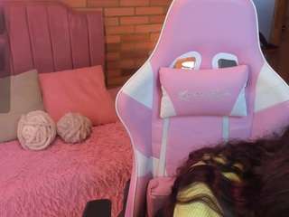 amyjonnes live webcam show